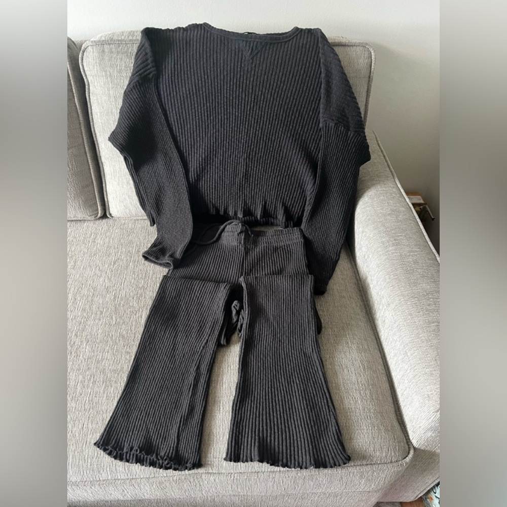 Billabong Charcoal Grey Ribbed Knit 2 Piece Loungewear